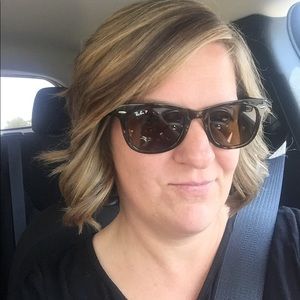 Meet your Posher, Brenda